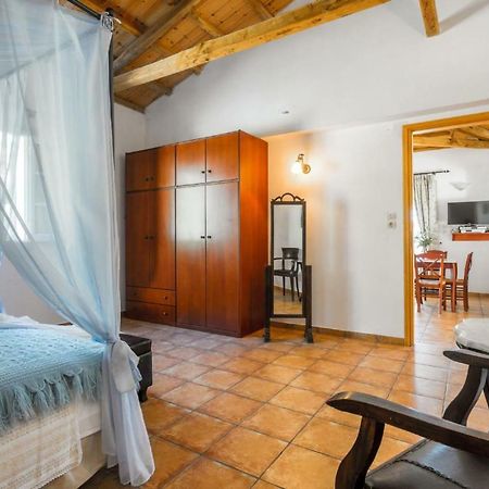Villa Tassoula Iszómata Kültér fotó