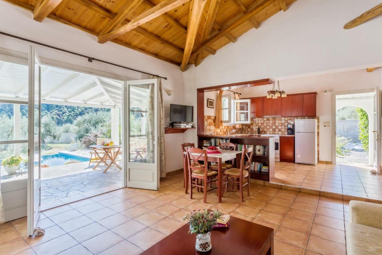 Villa Tassoula Iszómata Kültér fotó