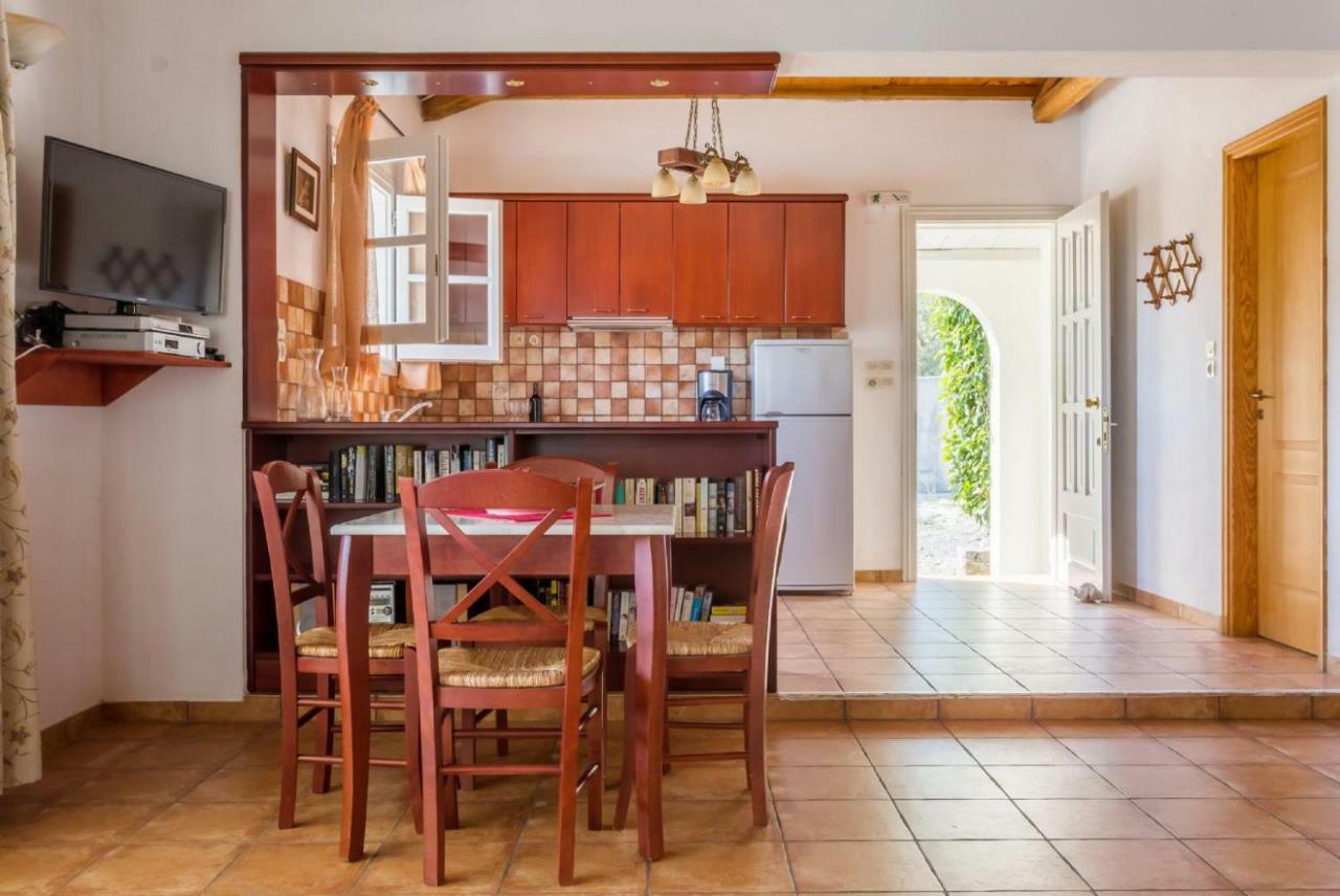 Villa Tassoula Iszómata Kültér fotó