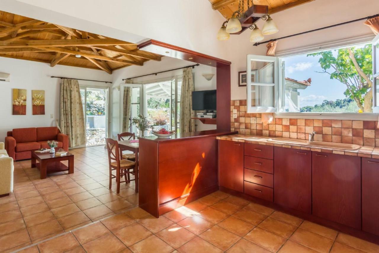 Villa Tassoula Iszómata Kültér fotó
